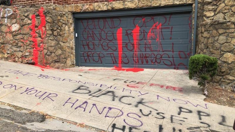 Oakland Mayor's Home Vandalized With Messages to 'Defund The Police'