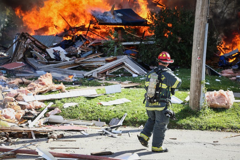 Woodstock firefighter fights fire