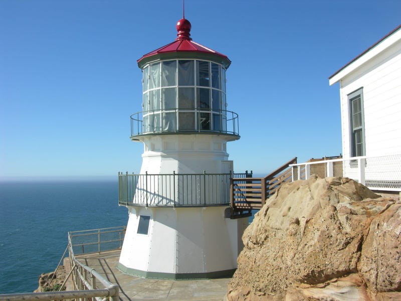 Lighthouse At Point Reyes National Seashore Gets Renovations