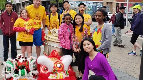 Nonprofit has helped 1.3 million Chicago immigrants since 1981