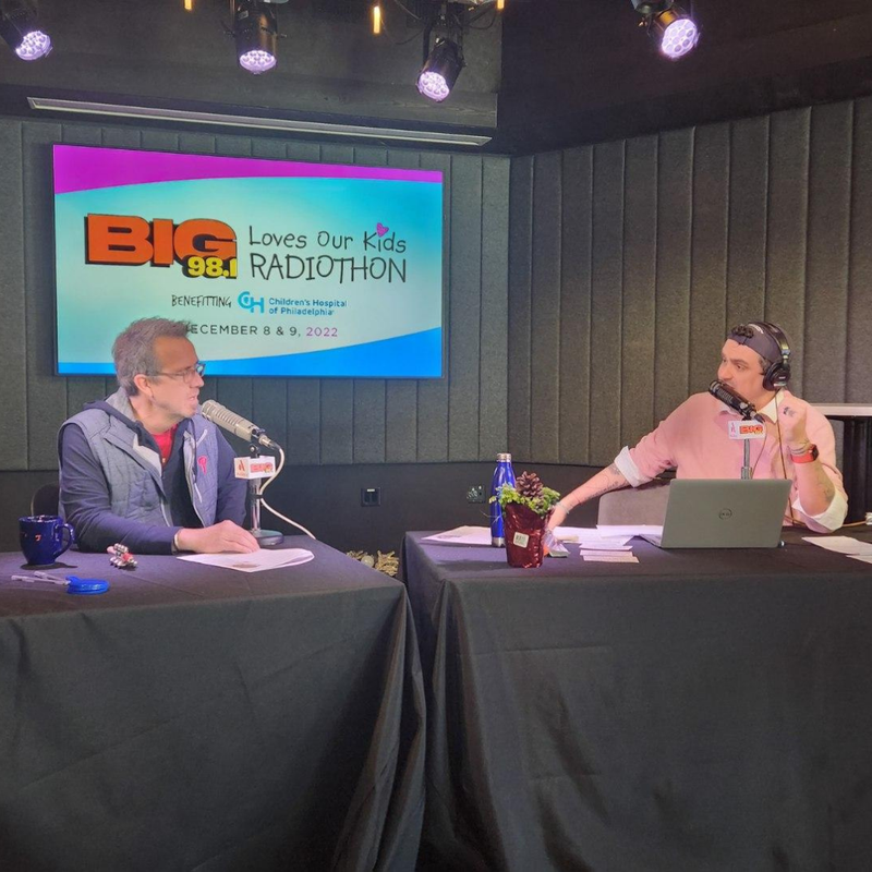 Scott Franzke with Coop at 21st Annual BIG 98.1 Loves Our Kids Radiothon