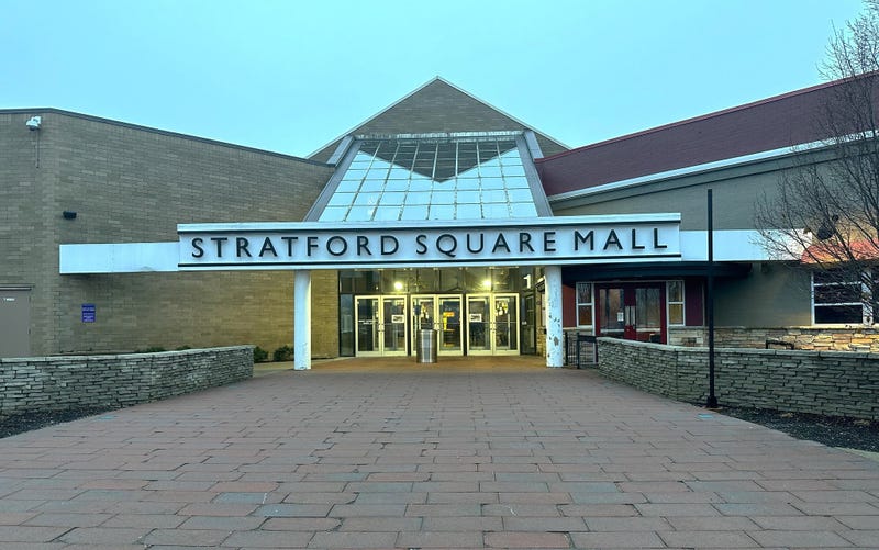 Stratford Square Mall