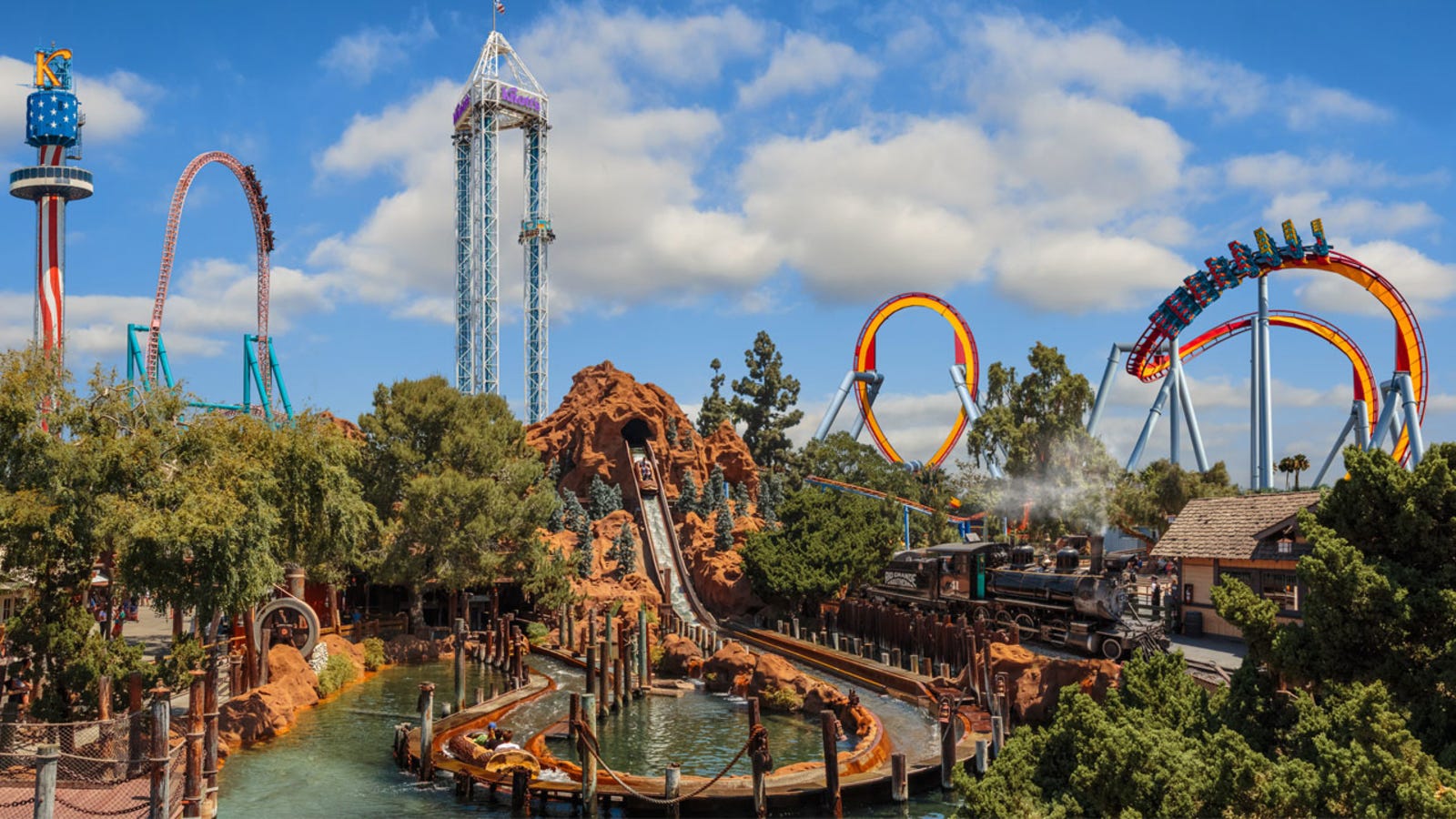 Knott's Berry Farm announces chaperone policy following teen fights