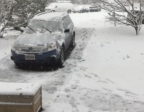 Snowy driveway in Midlothian