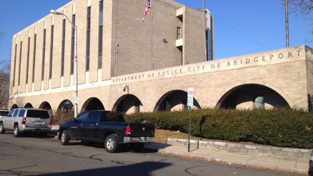 CT man arrested for assaulting 5 federal police officers who pulled him over