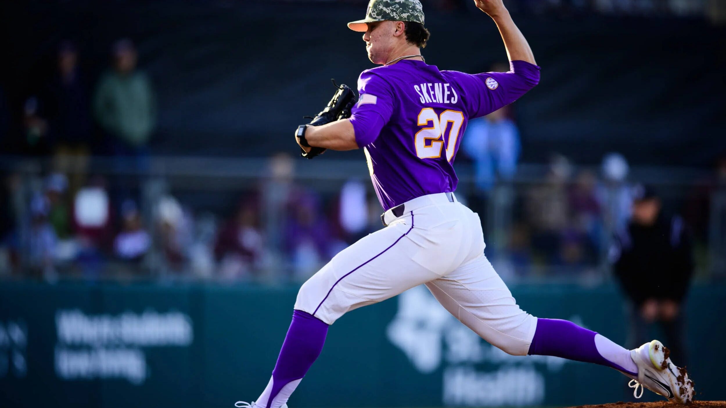 LSU baseball opens up SEC play with rout of Texas A&M, NCAA-best 7th shutout