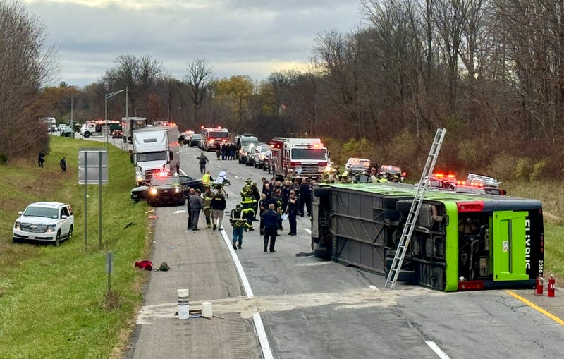 Rollover bus crash near Rochester