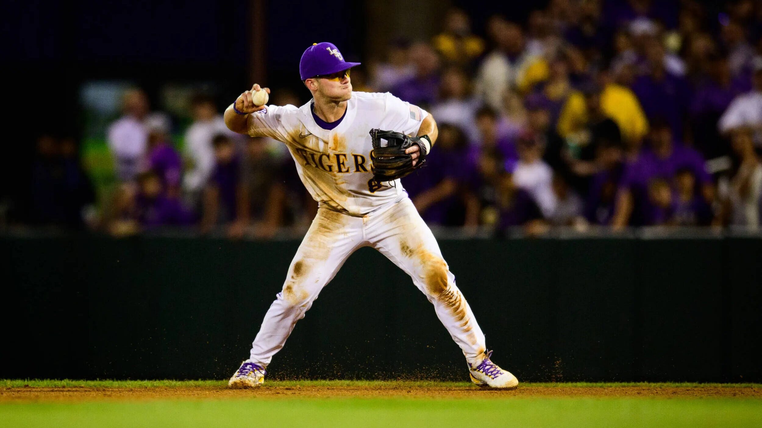 LSU baseball drops finale to Tennessee, but leaves with series victory
