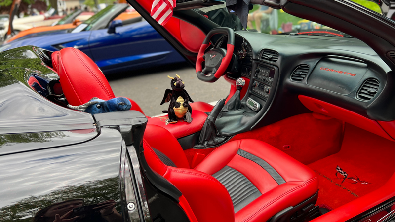 BIG 98.1 and American Heritage's 18th Annual Car Show