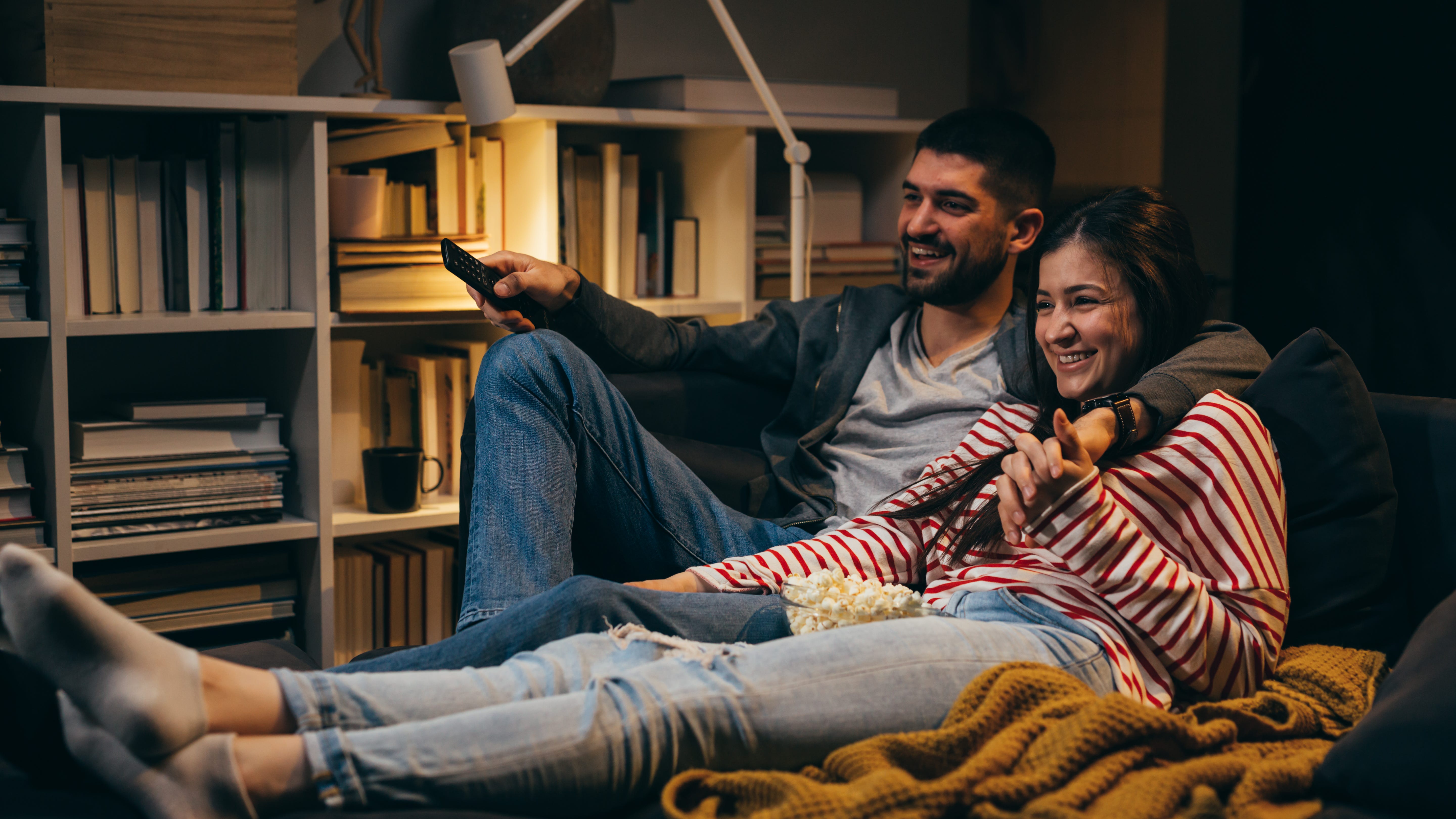 Movies That Make Our Hearts Flutter: 5 Rom Com Picks for Your Valentine’s Day Marathon | Bee Inspired