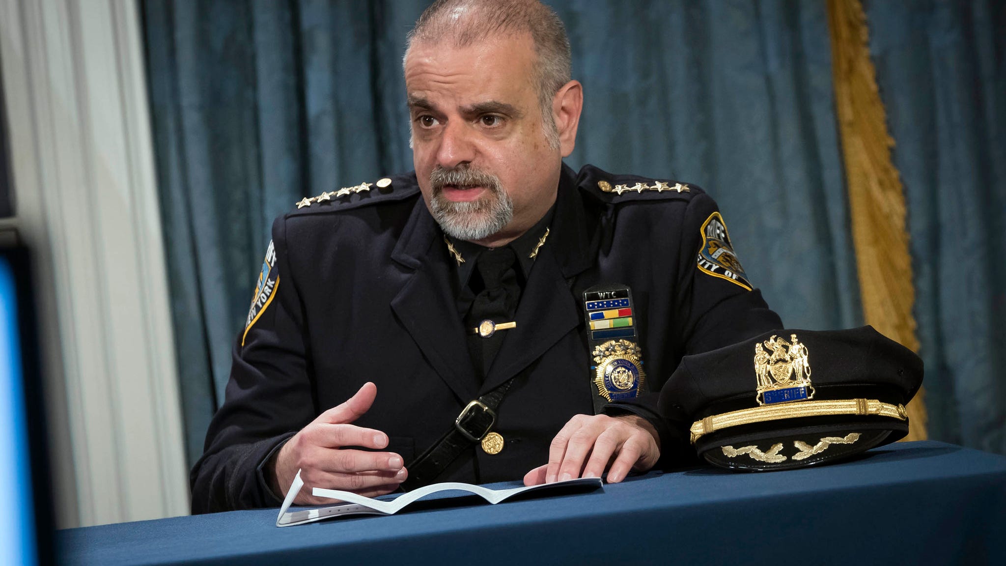 De Blasio: NYC Sheriff deputies to visit home, hotel of travelers arriving from UK to enforce quarantine