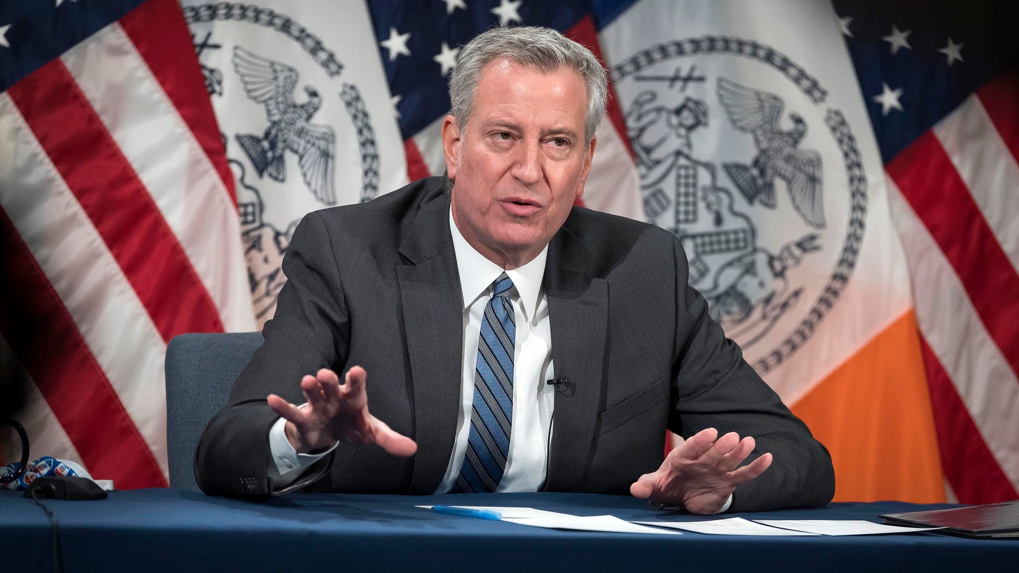 De Blasio says 'all options have to be on the table' as calls grow for more COVID-19 restrictions in NYC