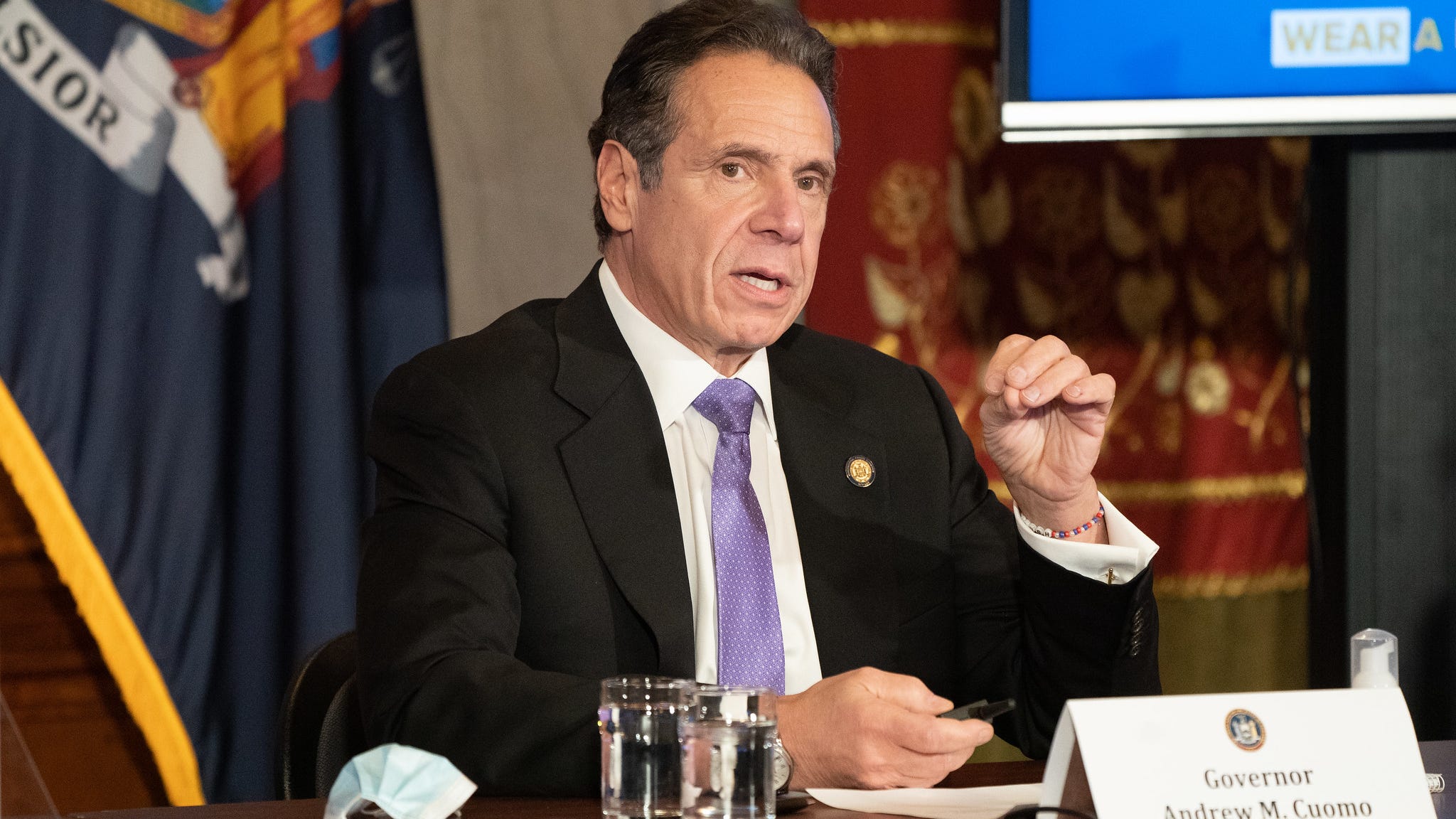 Report: 6th woman comes forward with harassment allegations against Cuomo