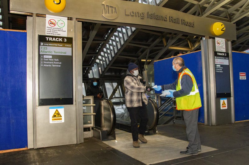 LIRR Masks