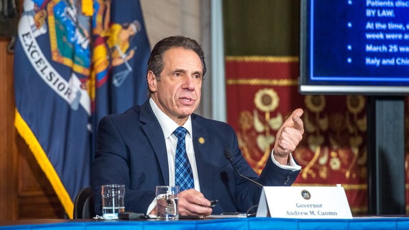 2 more former aides allege inappropriate behavior by Cuomo