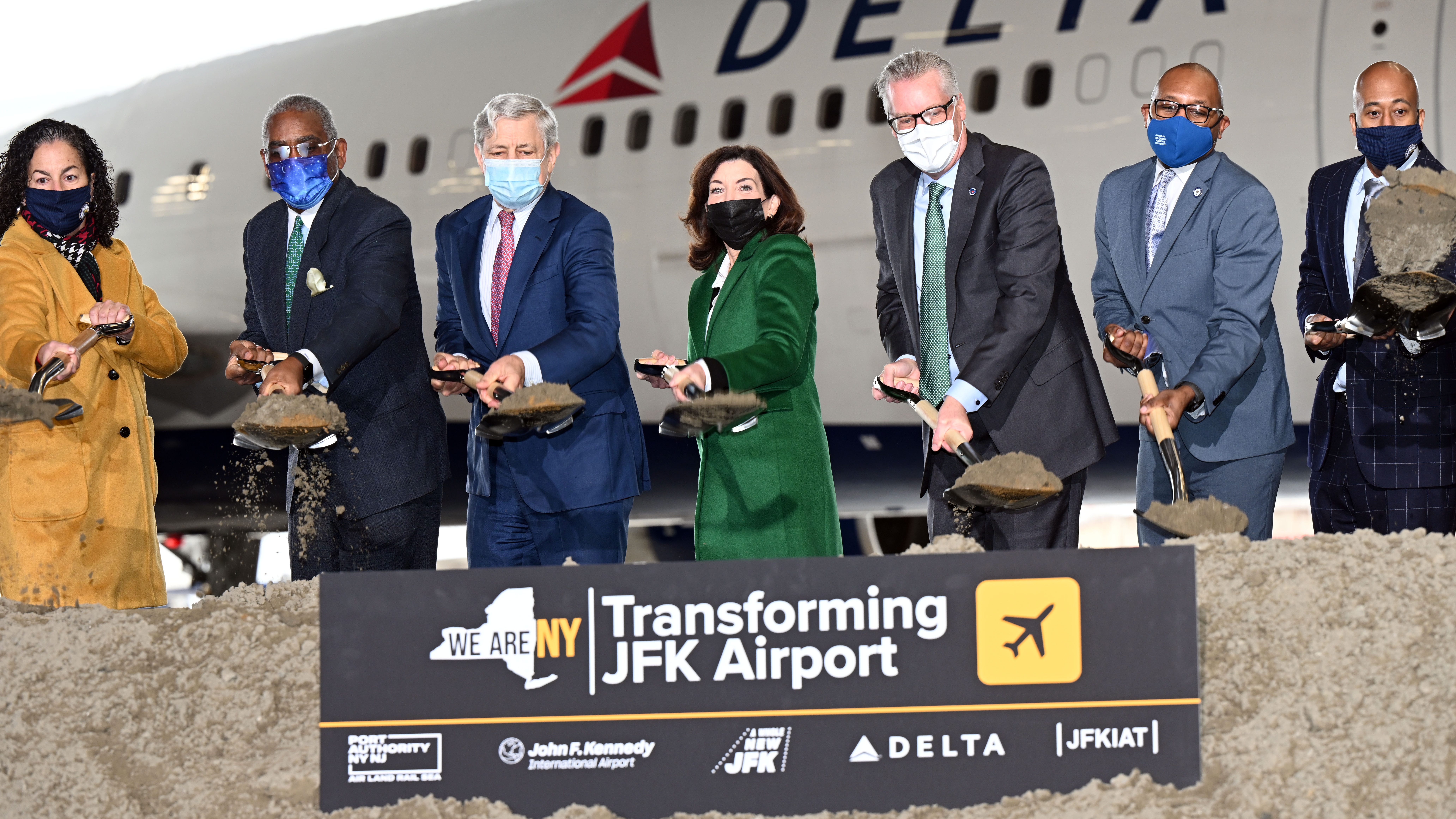 'Runway toward the future': Hochul touts $1.5B groundbreaking of JFK's Terminal 4