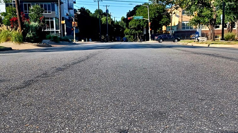 Dallas seeks new materials for city streets