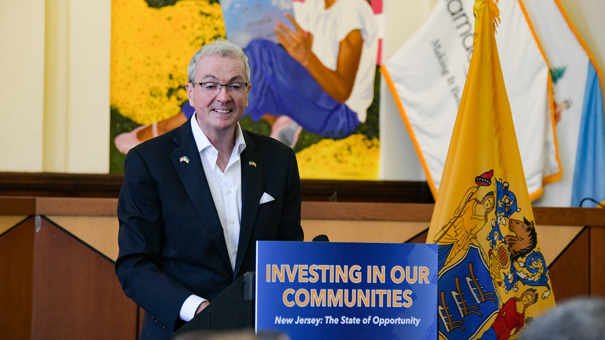 Camden to get $204M in state funds; Murphy says city is continuing upward climb