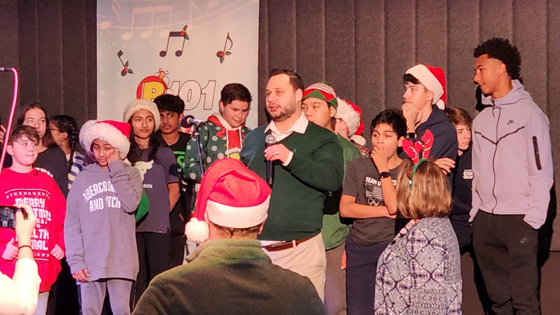 B101's K-8 Division 2023 Christmas Choir Competition Champions Murray Avenue School Perform at B101