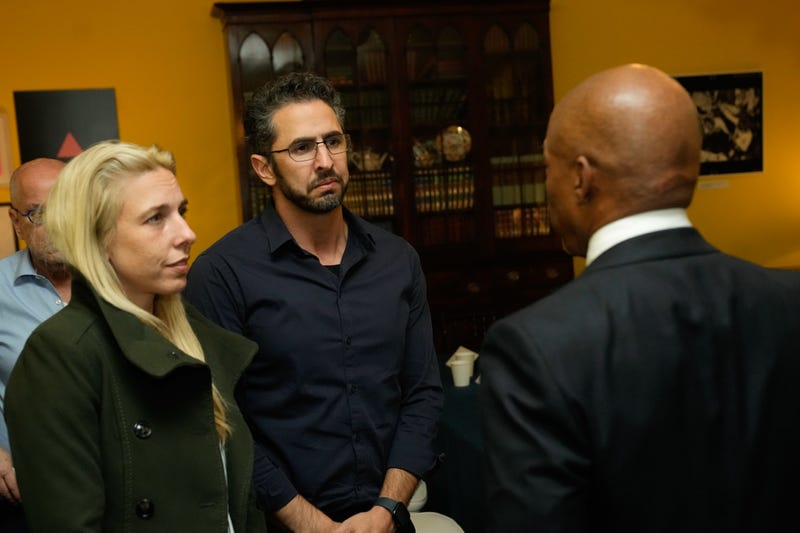 Mayor Eric Adams speaks with Moran Alony who had 7 relatives kidnapped during the Oct. 7 terror attack in southern Israel, on Oct. 24 at Gracie Mansion.