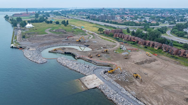 Ralph Wilson Centennial Park construction