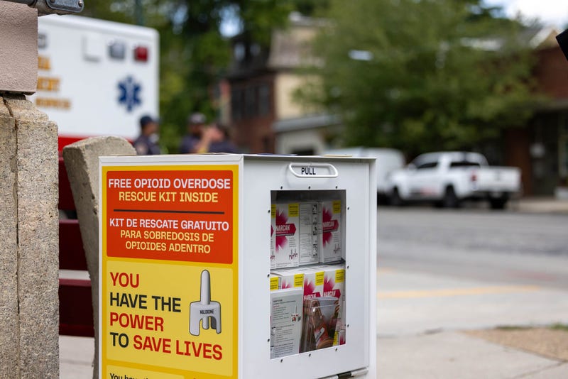 naloxone distribution box