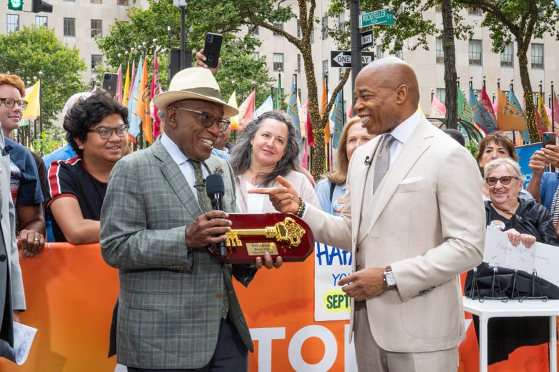 Mayor Eric Adams presents the “Key to the City” to Al Roker