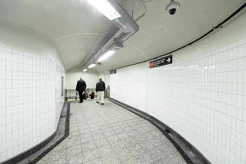 tunnNewly-constructed tunnel to the 7 train line in Grand Central Terminal.el