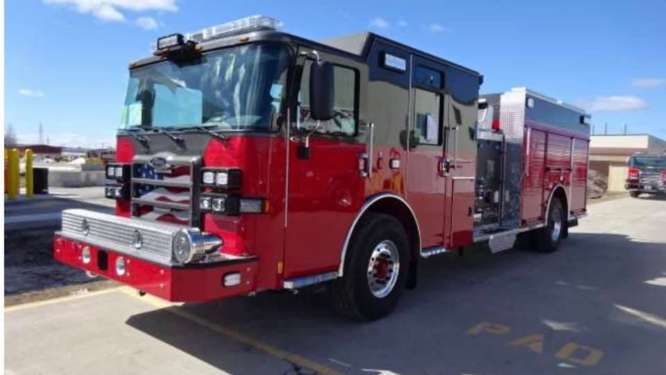 Man arrested for stealing LI fire truck after car crash