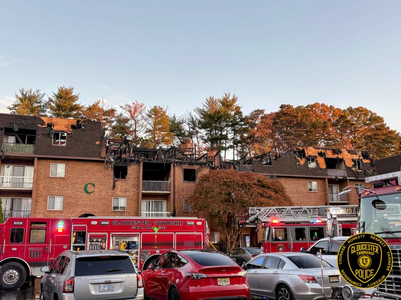 Fire destroys Camden County apartment building 