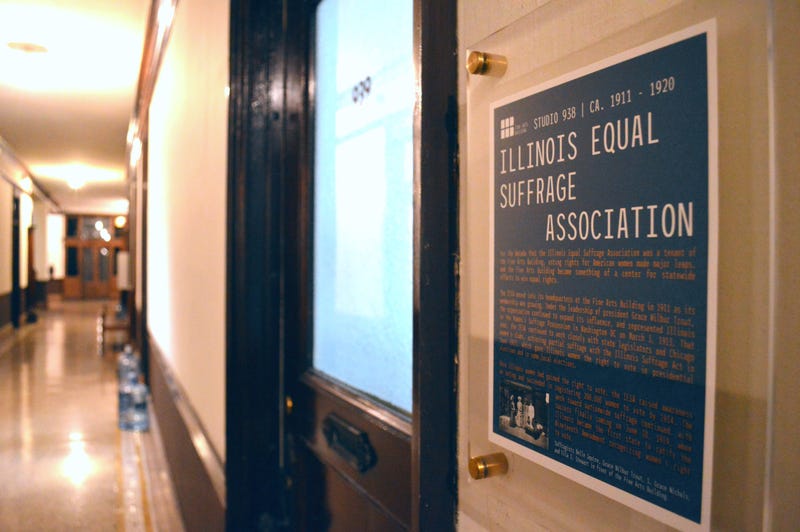 Informational wall plaque at the Fine Arts Building in Chicago
