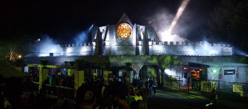 Hundred Acres Manor