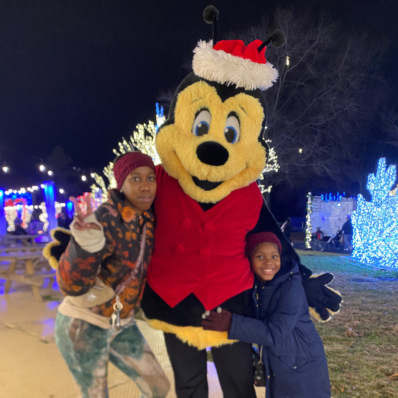 Jenn, Bill and Buzzbee’s Experience at Tinseltown Holiday Spectacular 2023