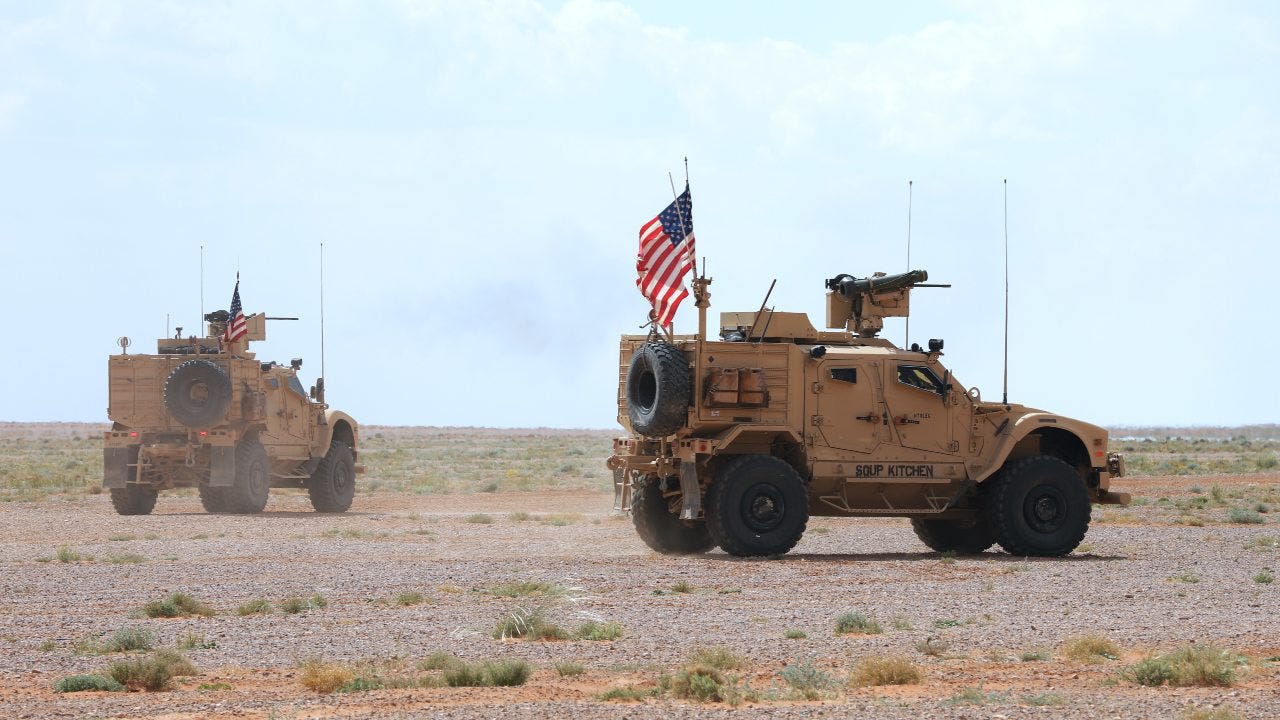 Attack hits Syria base that houses U.S. troops; no U.S. injuries
