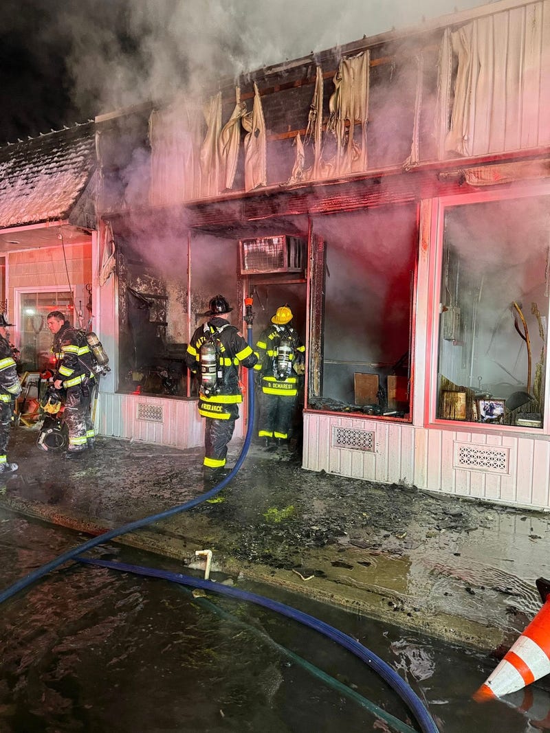 Thomaston Fire Damages Businesses