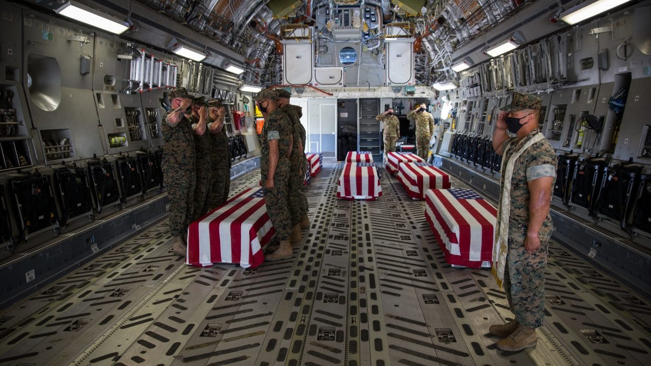 Marine officer blames bad information for sinking tragedy