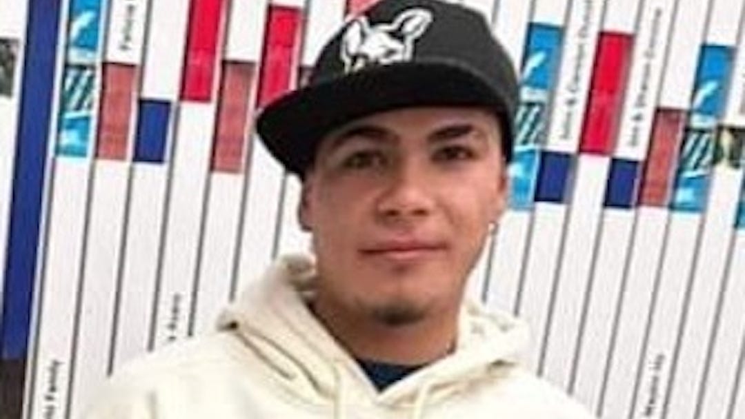'Ronnie' wanted for knifing man outside Manhattan youth shelter: police