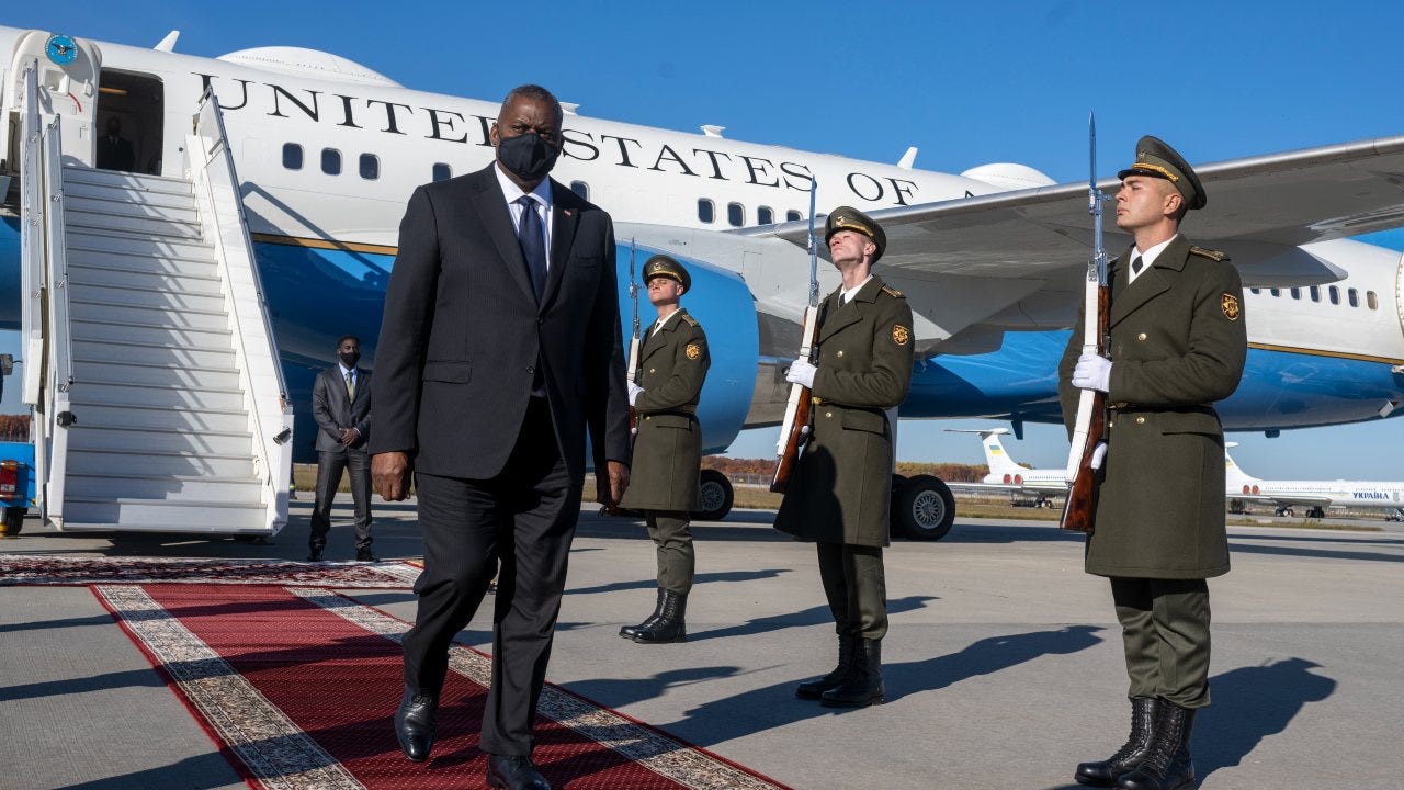 U.S. puts 8,500 troops on heightened alert amid Russia tension