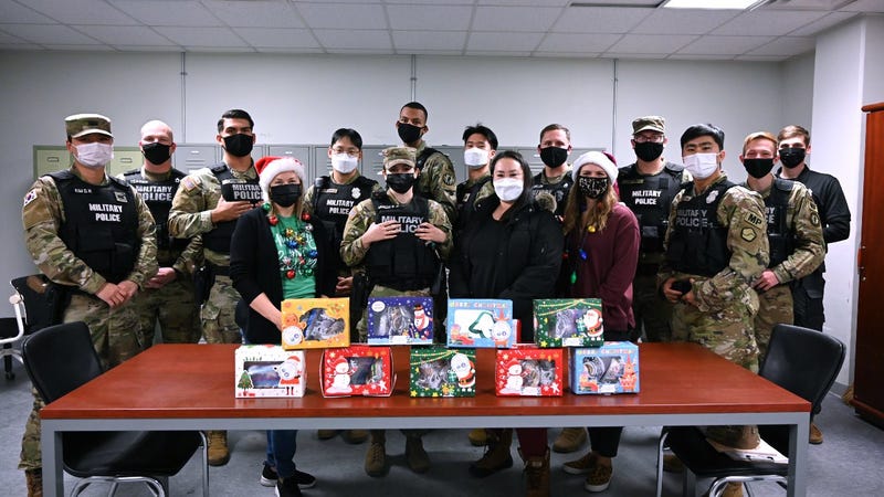 Almost 4,000 cookies delivered to boost service member morale