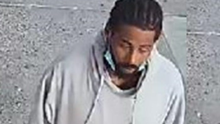 Robber bites 81-year-old man on Manhattan street