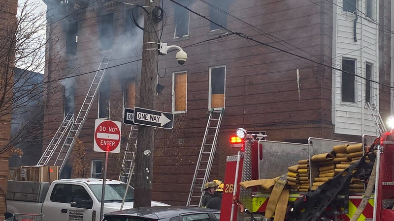 Fire on 700 block of Tasker Street
