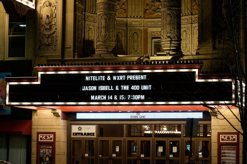 93XRT Presents Jason Isbell & The 400 Unit at Rialto Square Theatre