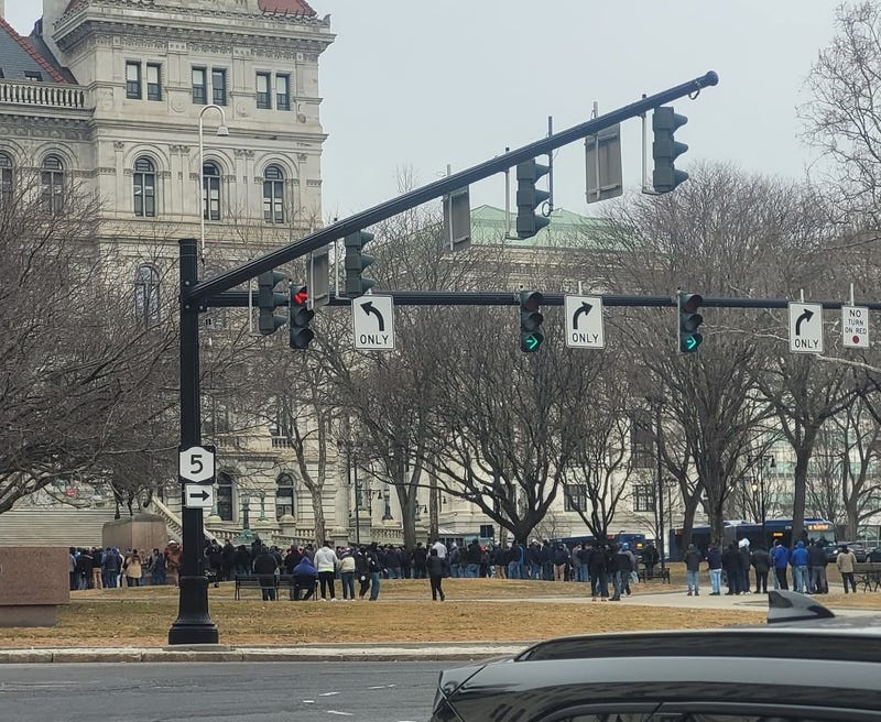 Corrections officers rally in Albany