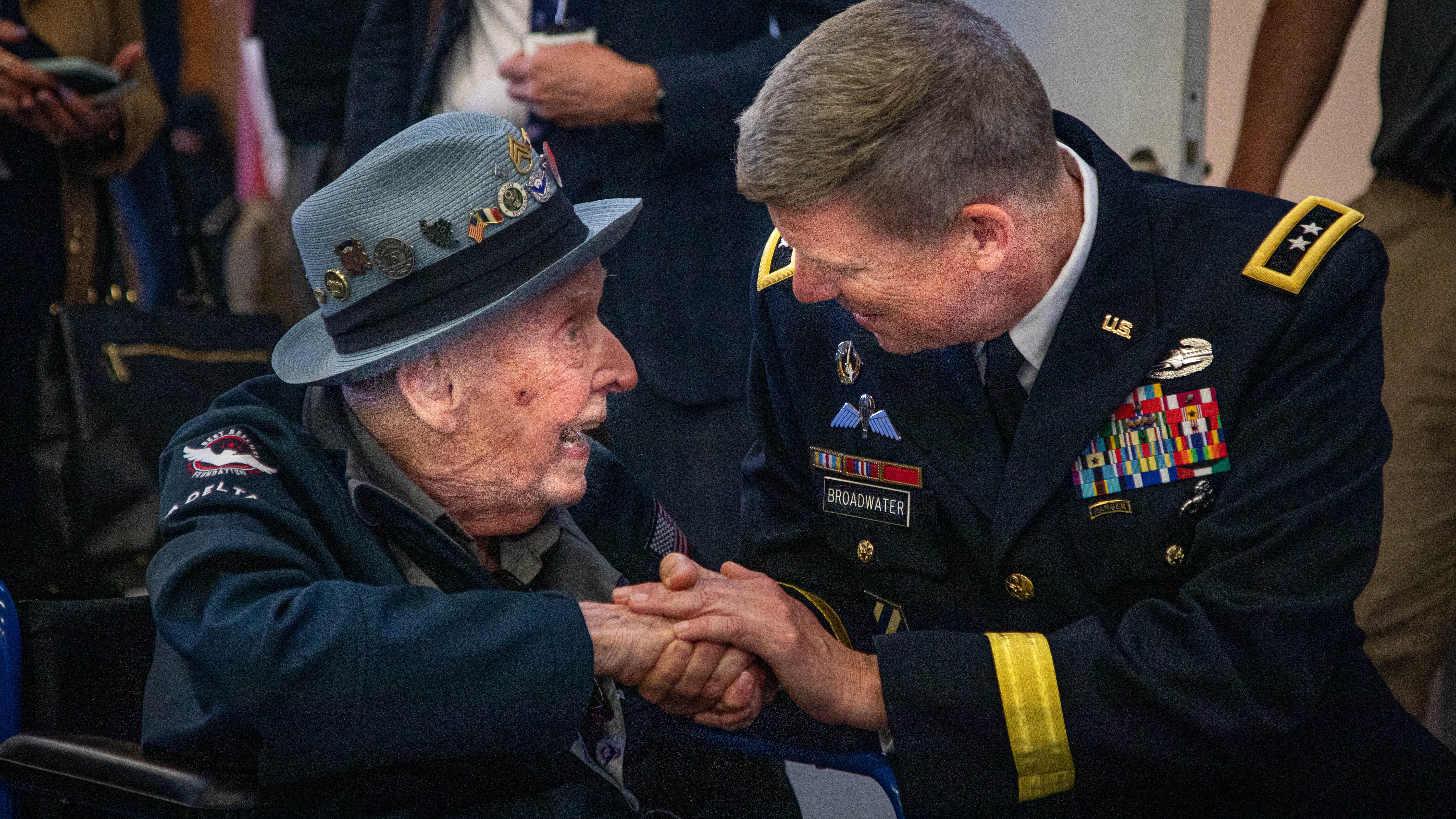 Forty-five U.S. D-Day veterans receive heroes welcome 79th anniversary observance