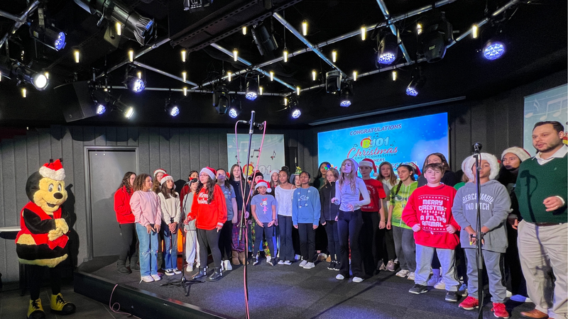 B101's K-8 Division 2023 Christmas Choir Competition Champions Murray Avenue School Perform at B101