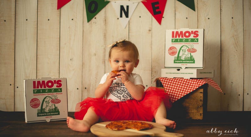 Imo's baby smash pizza
