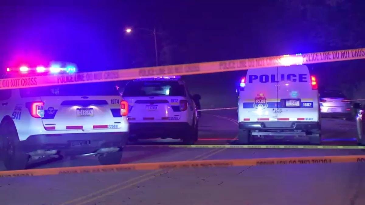 2 injured after unidentified driver shoots into group of teens