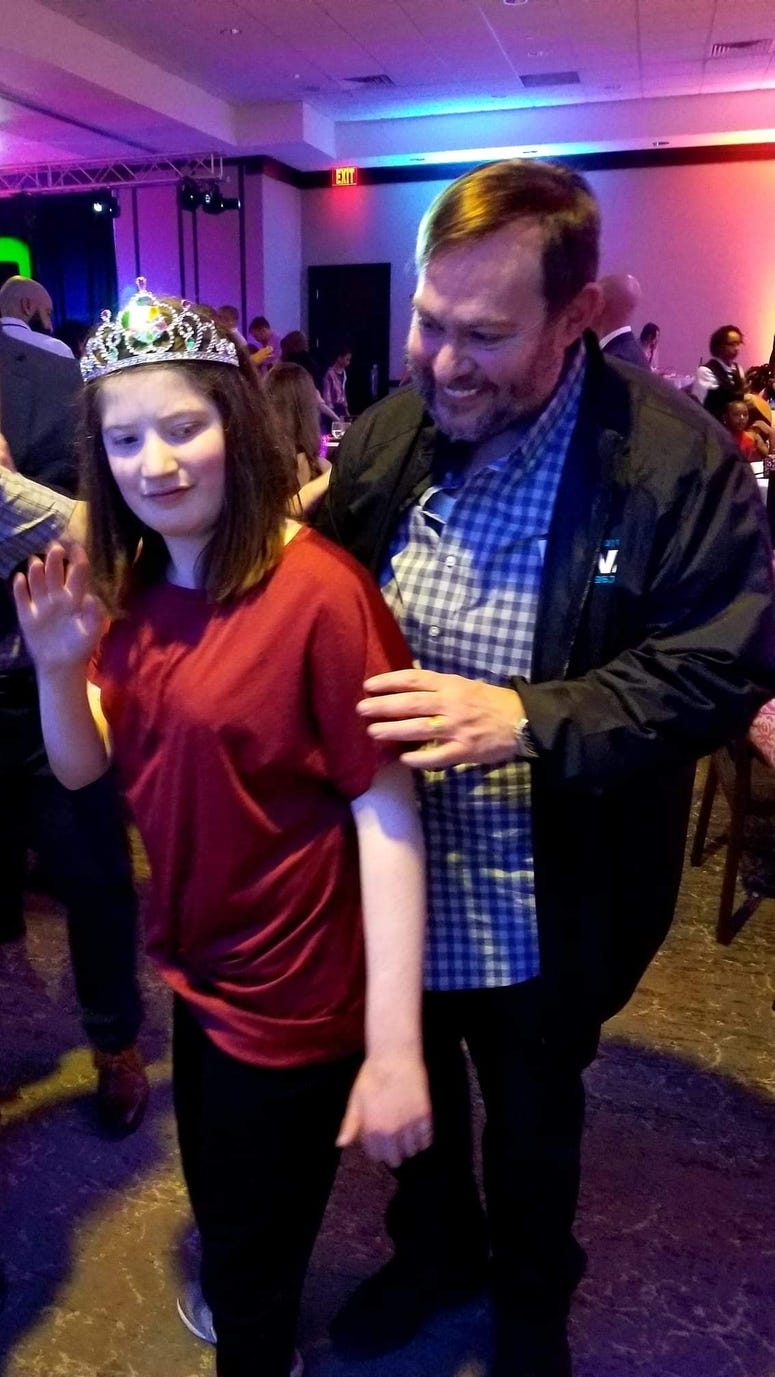Jeff and Julia Dady Daughter Dance