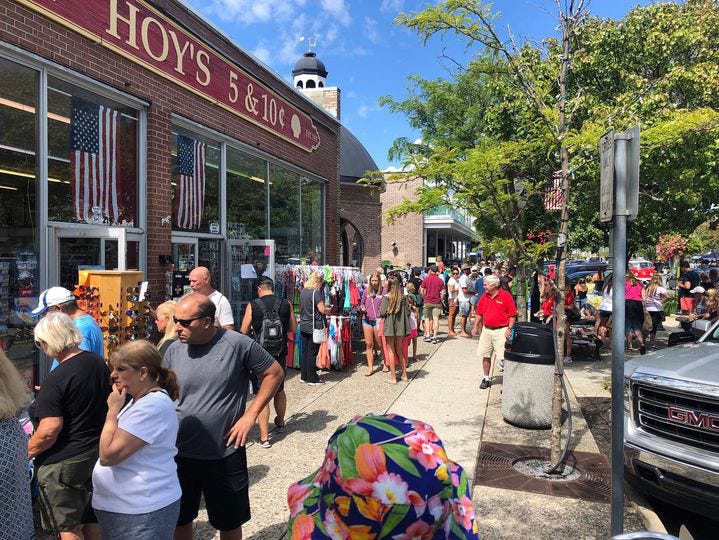 Merchant's day sale