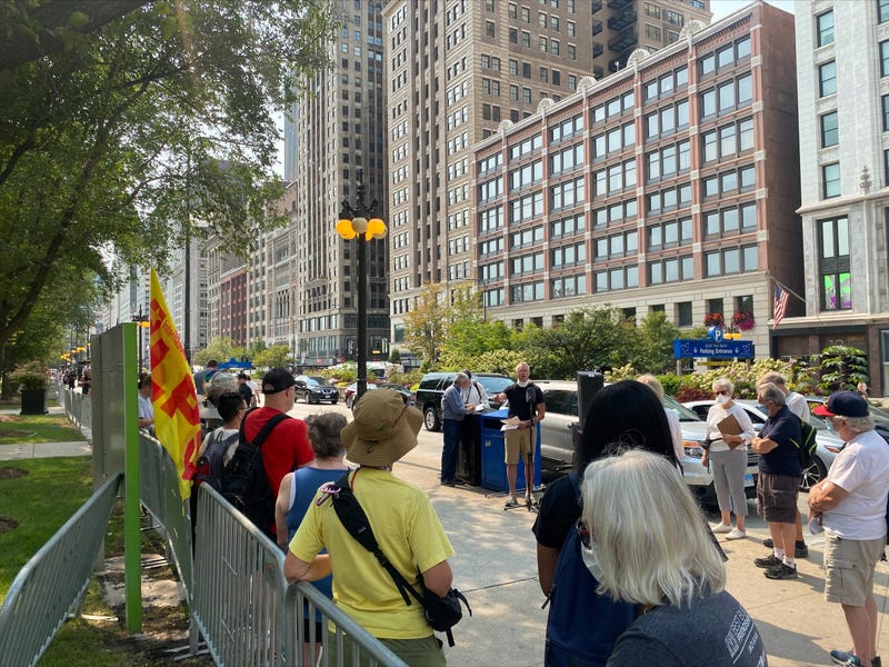 Chicago anti-war activists commemorate 9/11 anniversary with protest, remembrance of victims